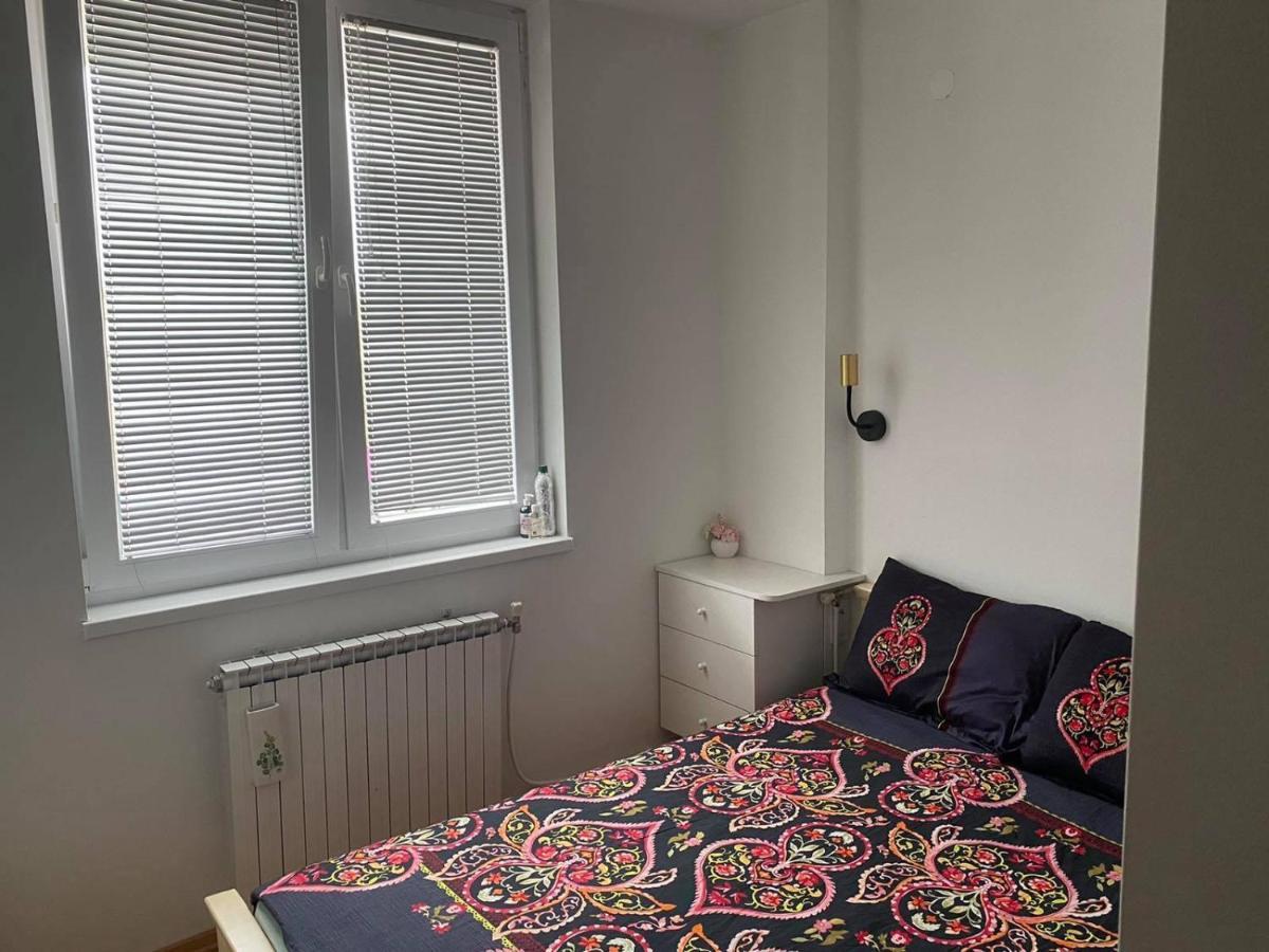 Velvet Apartment Skopje Esterno foto